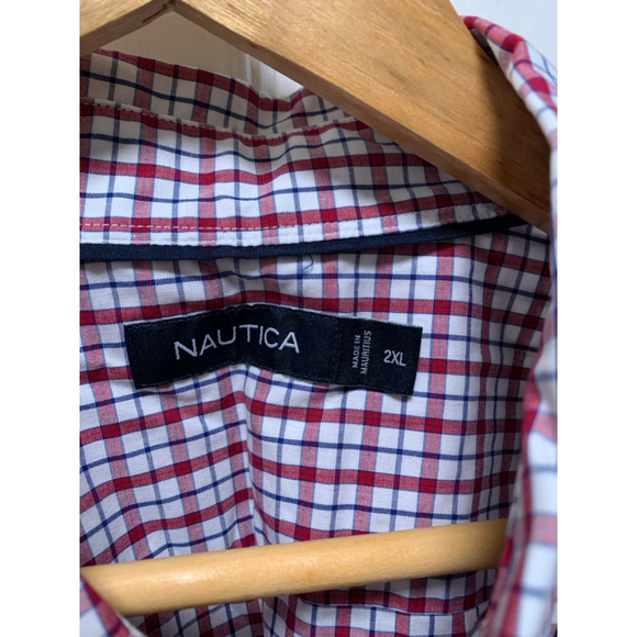 B06-Men's Nautica Red & White Plaid Button Down Shirt 2XL - Picture 2 of 5